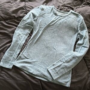 Cuddl Duds Light Blue Women’s Long Sleeved Fleece Wear Top